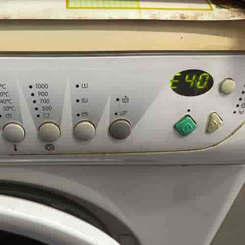 出現故障碼E40🔐Zanussi金章牌前置式洗衣機 FE1026N