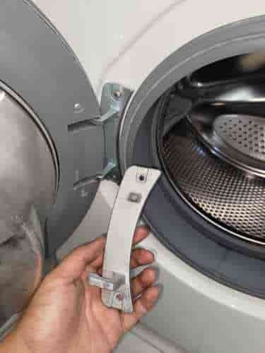 門鉸斷裂🔧Brandt白朗牌前置式洗衣機 BWF714VX