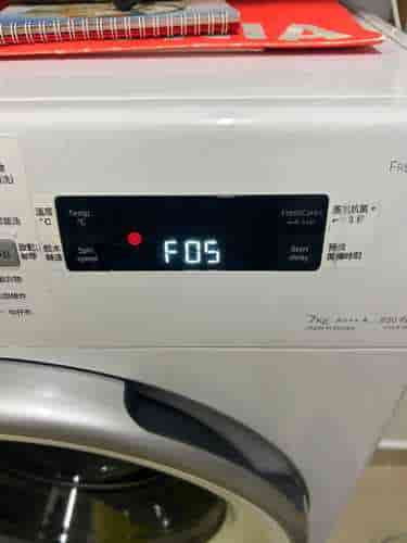 不排水，出現故障碼F05😱Whirlpool惠而浦前置式洗衣機 CFCR70810