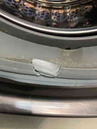 門膠邊損壞導致漏水🚿LG二合一洗衣乾衣機 FC12085V2B