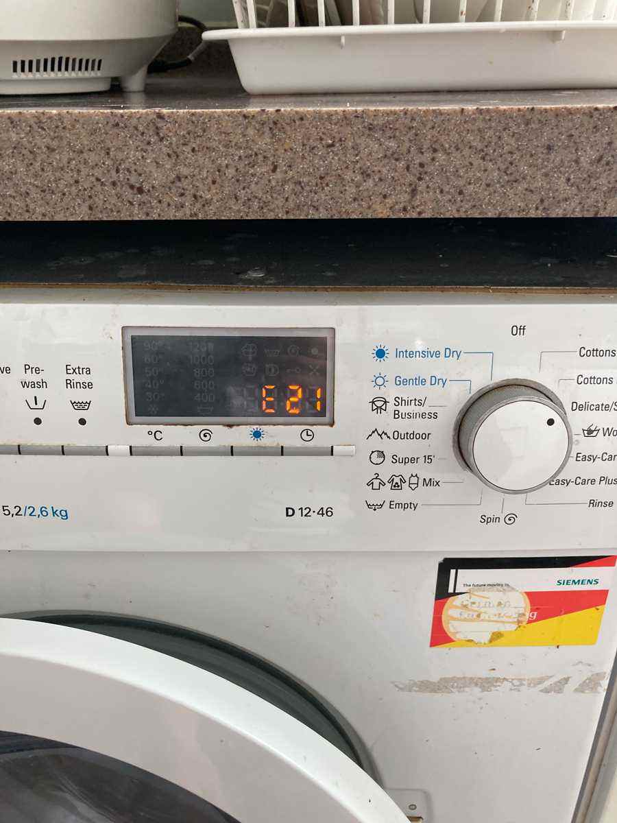 出現故障碼E21🔧Siemens西門子二合一洗衣乾衣機 WD12D460HK