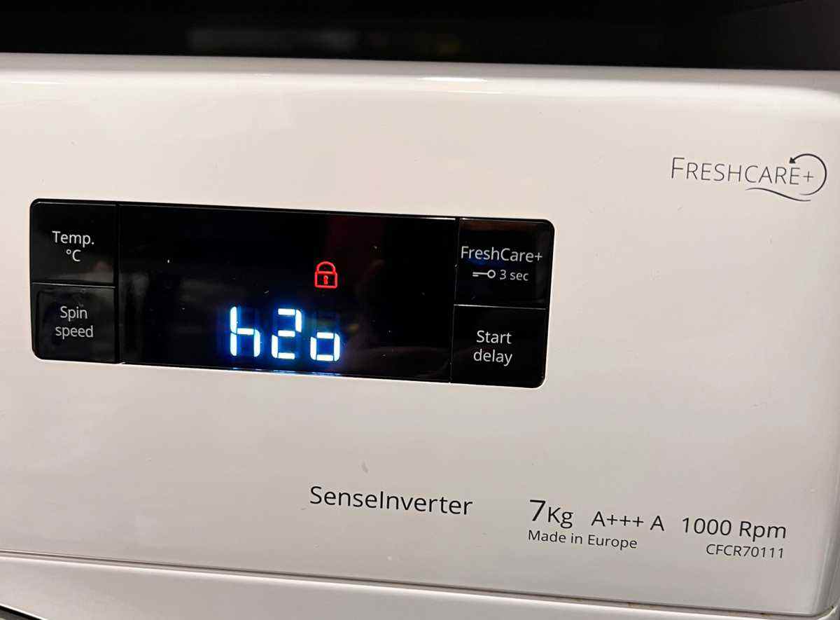 出現故障碼H2O，入水慢💦Whirlpool惠而浦前置式洗衣機 CFCR70111
