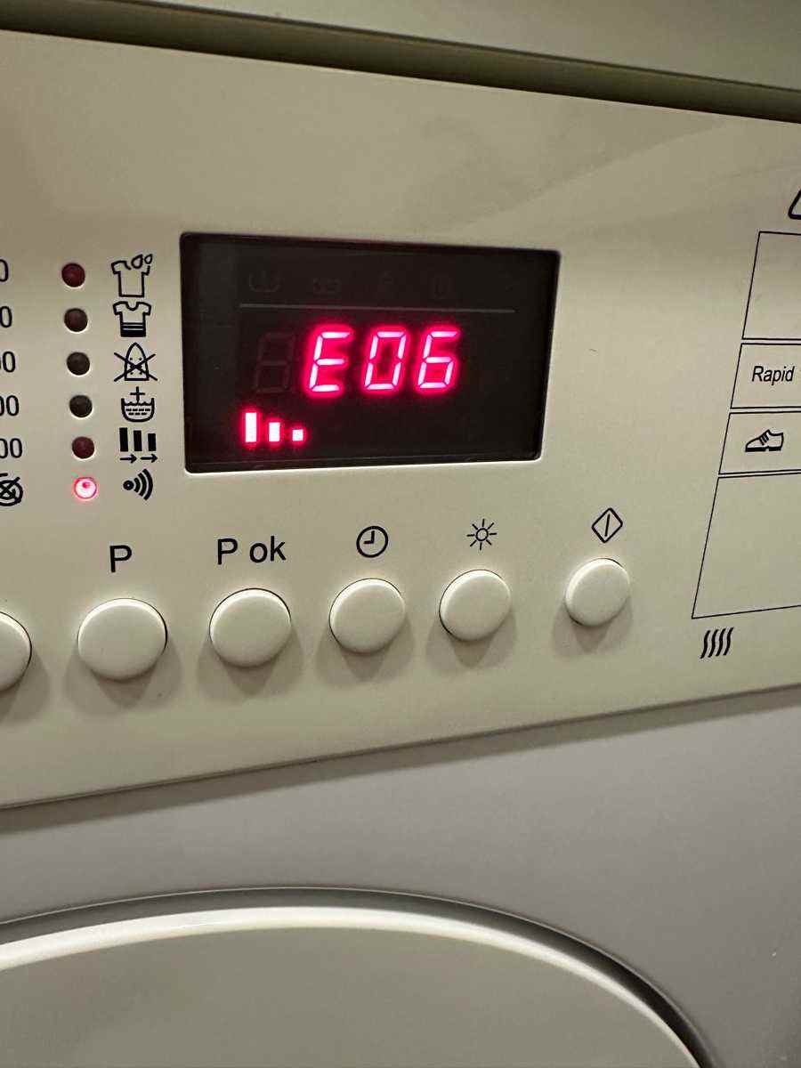出現故障碼E06💧Kuppersbusch前置式洗衣機 WT680001HK