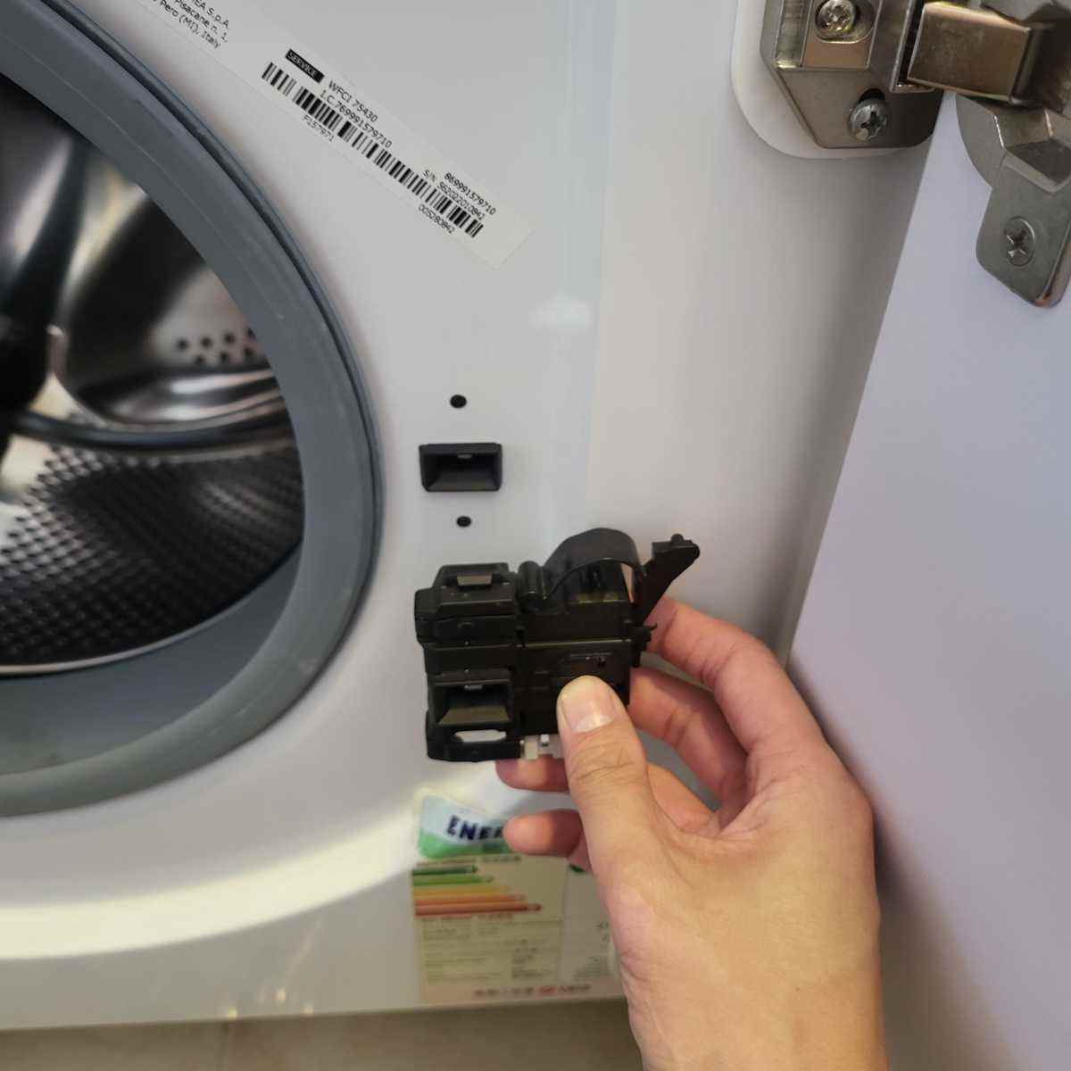出現故障碼F06🚫Whirlpool惠而浦前置式洗衣機 WFCI75430