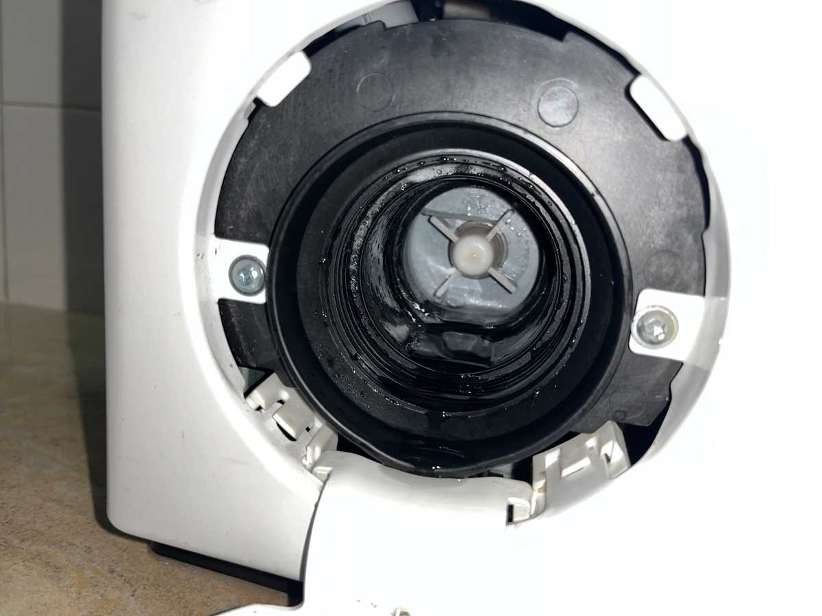 排水泵清理不徹底引發噪音🔧Whirlpool惠而浦上置式洗衣機 TDLR70120