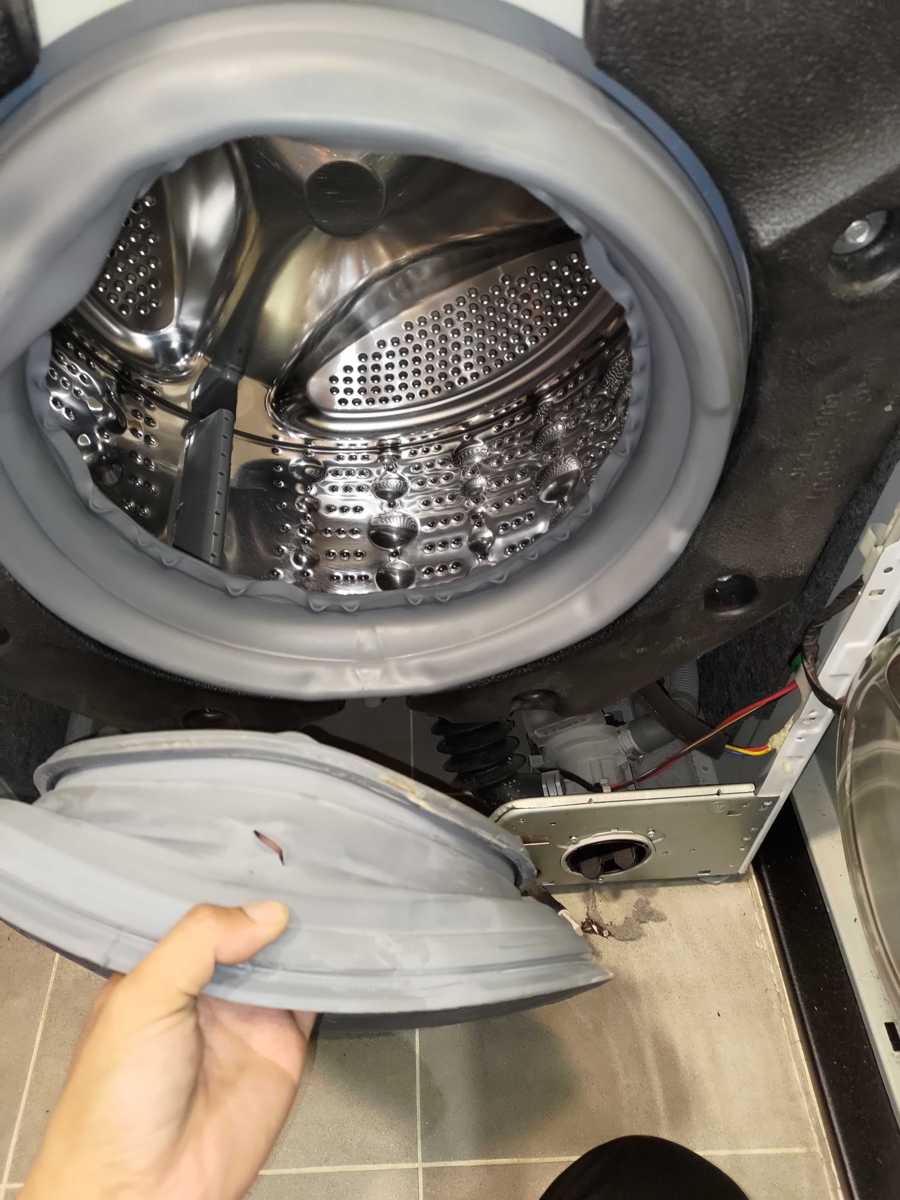 機底漏水😱LG前置式洗衣機 WFT1207MW