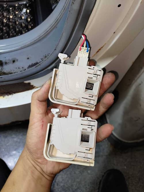 日立BDW系列洗衣機的門鎖掣更換實錄：從C08故障到完美運作 ⚡