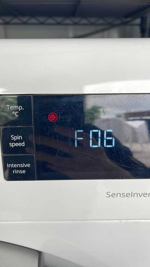 惠而浦CFCR系列洗衣機門鎖失靈，F06故障碼修復實例 🚪