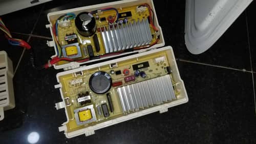 出現故障碼Ed1，電子板問題💥Whirlpool惠而浦前置式洗衣機 FRAL80211