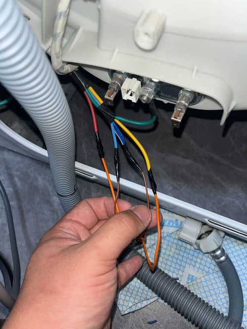 漏電跳掣⚡LG前置式洗衣機 WF1207C4W