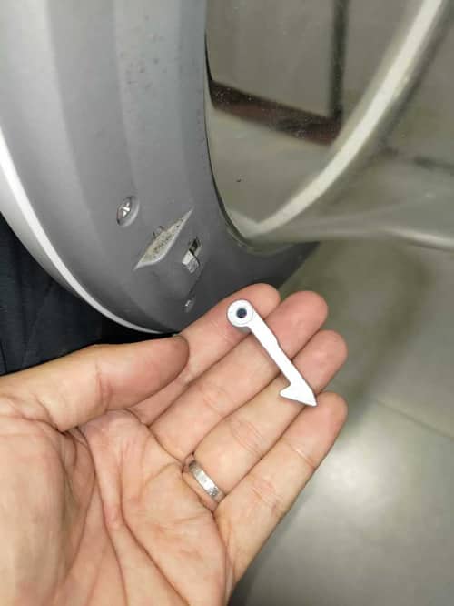 正確使用洗衣注意！Zanussi ZWM系列洗衣機門勾斷裂真相🔍