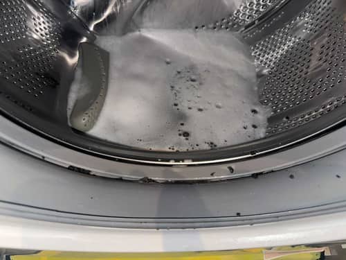 租屋生活的安心起點 🧹：這部惠而浦前置式洗衣機隱藏污垢大揭密