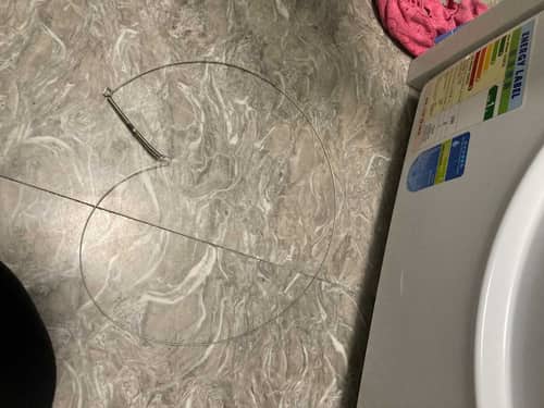 這部惠而浦 WWEB系列洗衣機鋼圈鬆脫漏水的真相？一條長褲的教訓👀