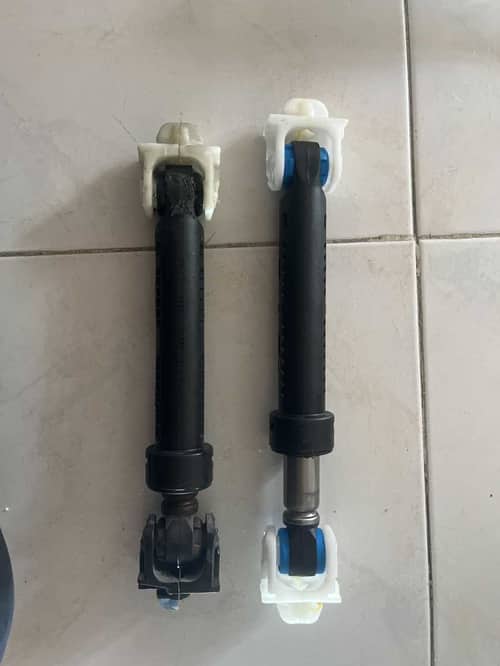 為何這部惠而浦AWO系列洗衣機脫水時像地震？竟因避震器油壓耗盡 🌀