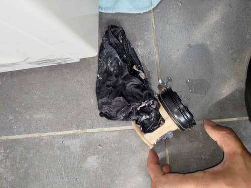 這部Panasonic NAS系列洗衣機為何掛E21後不排水？師傅現場竟發現泳帽卡塞 🧺