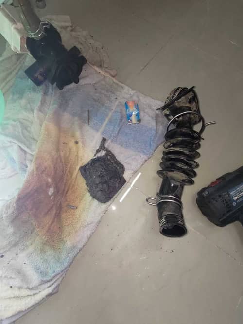 小小吸色紙竟成絆腳石，這部Whirlpool AWO系列洗衣機Clean Pump燈持續閃爍 💧
