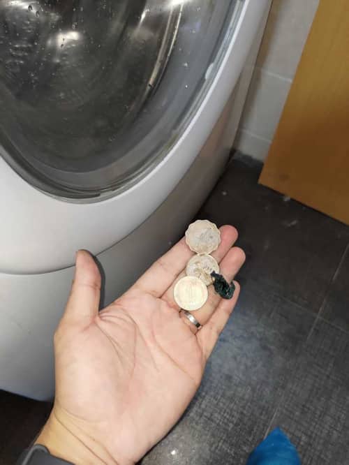 這部Philco PSW系列洗衣機水桶一直滿水不轉？排水泵老化與硬幣障礙破解 💦