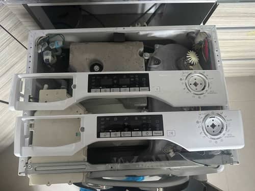 按鈕完全失靈的Rosieres RILS系列洗衣機：師傅精密拆解更換電子板輕觸模塊實錄 🛠️