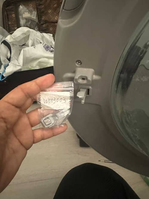 LG FC系列前置式洗衣機門鎖掣壞了，為何門勾也要一起換？90%損壞率背後的技術真相 ⚙️