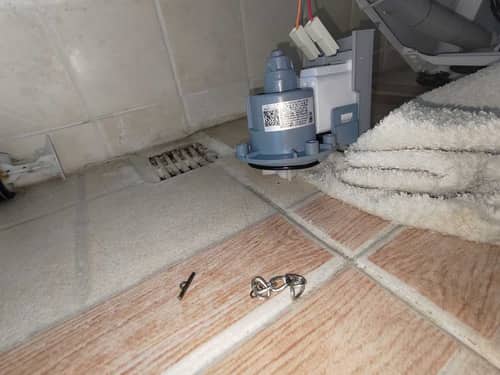 這部肯特CWT系列洗衣機E21故障碼背後：斷裂手鏈竟是真兇 💎