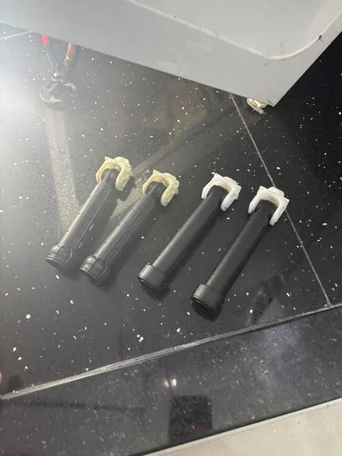 這部惠而浦AWC系列洗衣機為何脫水時狂跳？避震器老化的危險信號 ⚠️