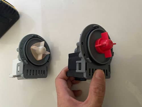 客戶好心先排水卻搞得滿地積水？這部西門子WS系列洗衣機E21維修體驗分享 😅