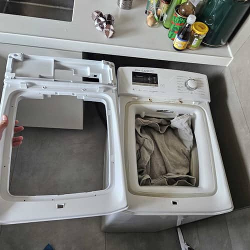 這部Philco PTL系列洗衣機門鉸斷裂無法闔門？師傅拆解門框更換全過程 🚪