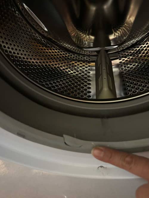 這部西門子WD系列洗衣機門膠邊為何總在六點鐘方位破裂？師傅揭開背後兩大元兇 🕕