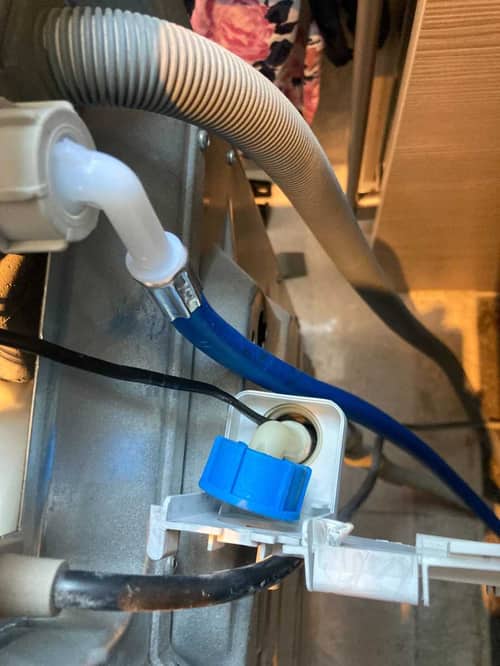 這部西門子WK系列洗衣機E05故障碼滴水不進？師傅用折衷方案即日解決 💧