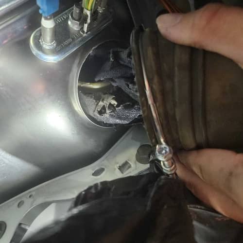 這部西門子WD系列洗衣機洗到一半就停機 🔍 師傅拆開缸底發現驚人真相