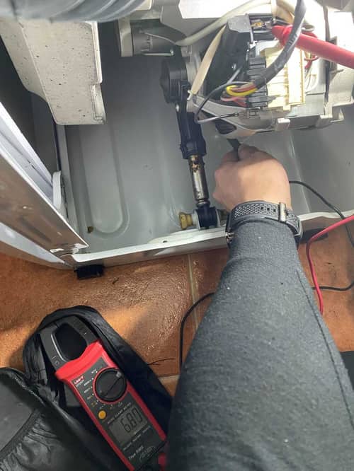 入水排水正常但滾筒不轉：這部 Panasonic NA系列洗衣機最後因碳刷耗盡修復成功 🪄