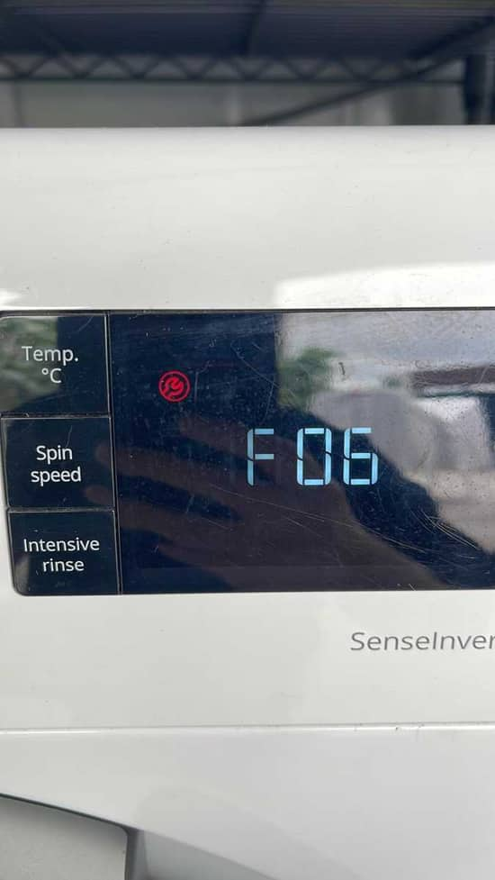 出現故障碼F06，壞門鎖掣🔒Whirlpool惠而浦前置式洗衣機 CFCR80221