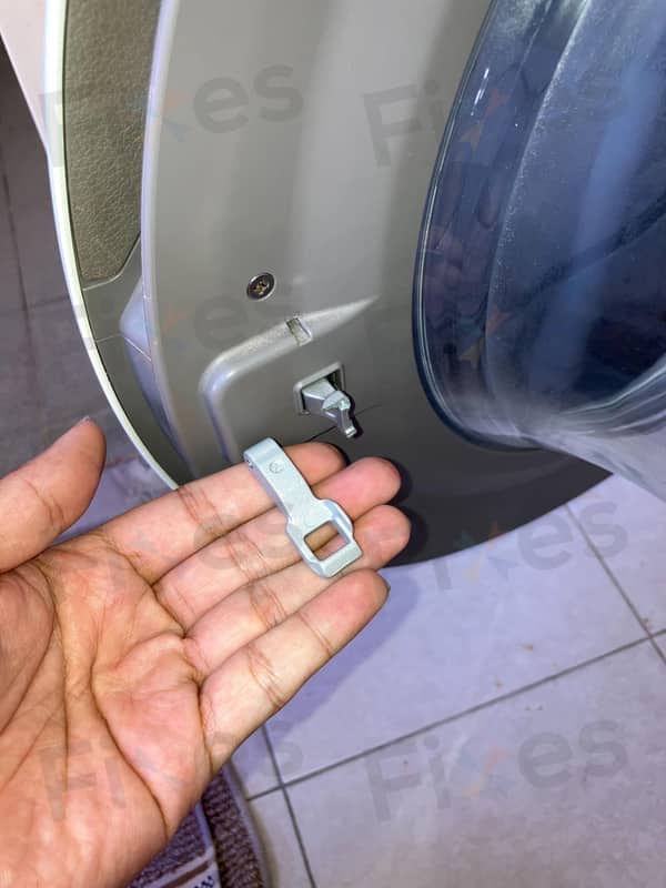 門勾斷裂🔗LG前置式洗衣機 WF1206C4W