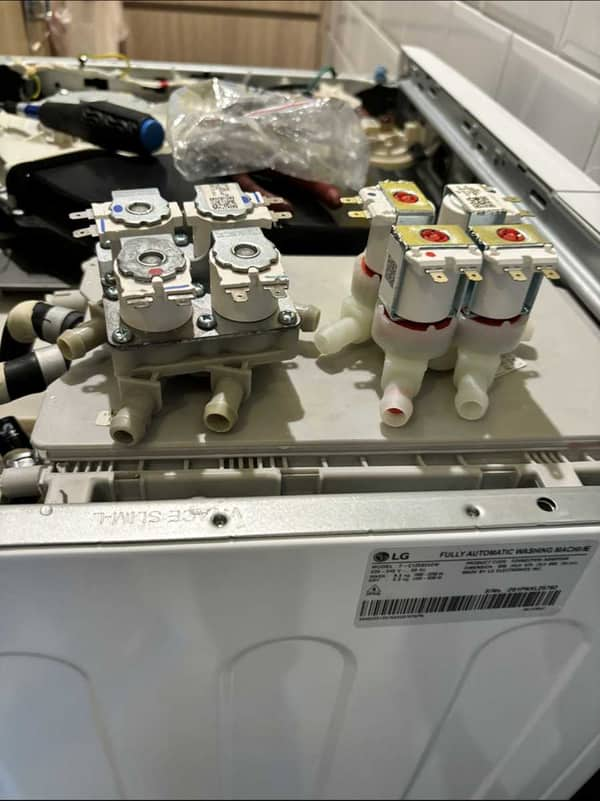 洗衣中途漏水💧LG前置式洗衣機 FC12085V2W