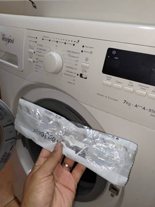 這部惠而浦AWC系列洗衣機開始鍵凹陷，師傅3步驟復原🧩