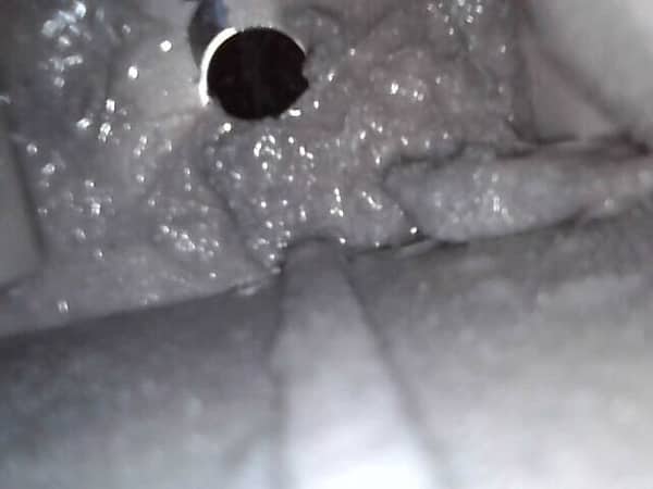 清洗專員發現這部Gorenje前置式洗衣機裡的隱形小怪獸🧽