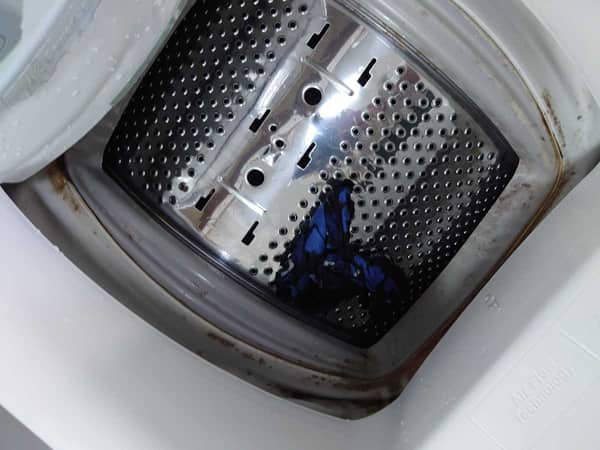 這部Zanussi ZWQ系列洗衣機E20故障🧦失蹤小襪子竟藏在發熱線