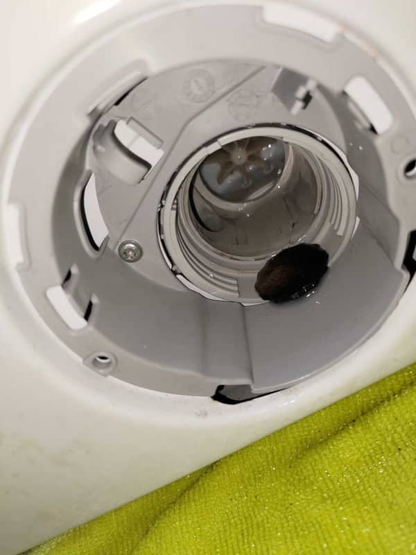 搬新居遭遇洗衣危機：這部Zanussi ZFV系列洗衣機硬幣卡泵現場拆解 🪙