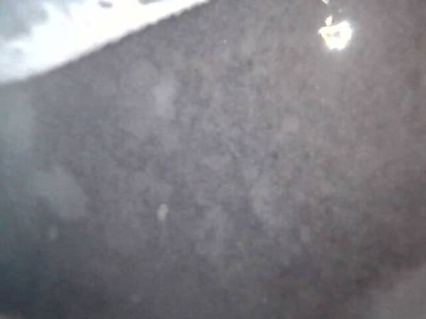 工人姐姐清洗多次仍無效，內窺鏡一探這部Zanussi上置式洗衣機竟模糊得看不見 👻