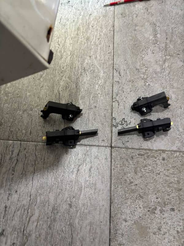 F06故障碼讓滾筒完全停轉？這位客人首次發現洗衣機竟有隱藏消耗品 🔍