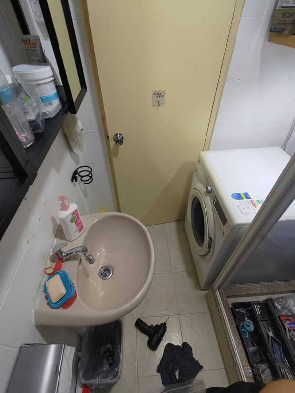 浴室空間狹窄難換機？這部日立BDW系列洗衣機漏水問題如何原位解決 🚿