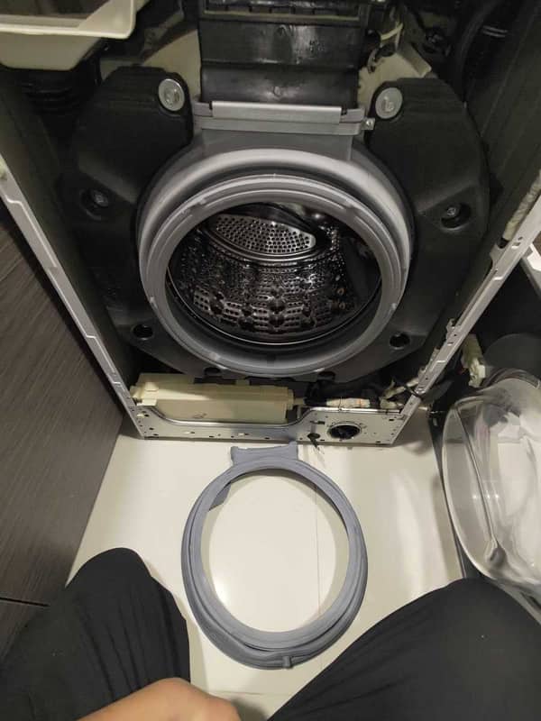門膠邊破損位置大有學問：這部LG WFCT系列洗衣機的防水圈為何總在同一處磨損 🔍