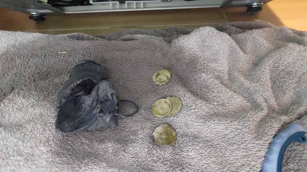 衣物總是濕漉漉？師傅拆開這部三星WD系列洗衣機缸底喉後發現驚人淤塞物 🔍