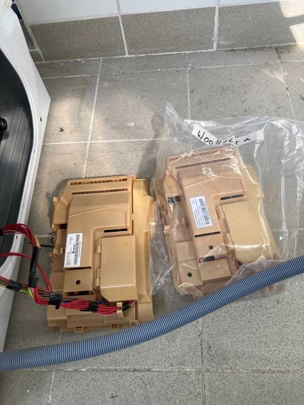 從F18到恢復正常運轉：這部Whirlpool FFCR系列洗衣機電子板受潮的啟示 🔁