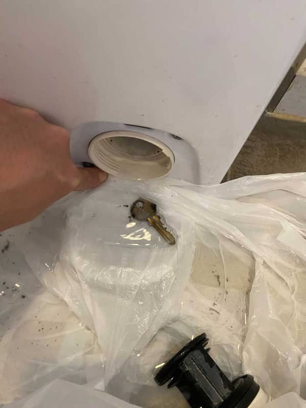 一個人住也離不開這部Candy AQUA系列洗衣機：從滾筒積水到順利排水的上門檢查全紀錄 🎯