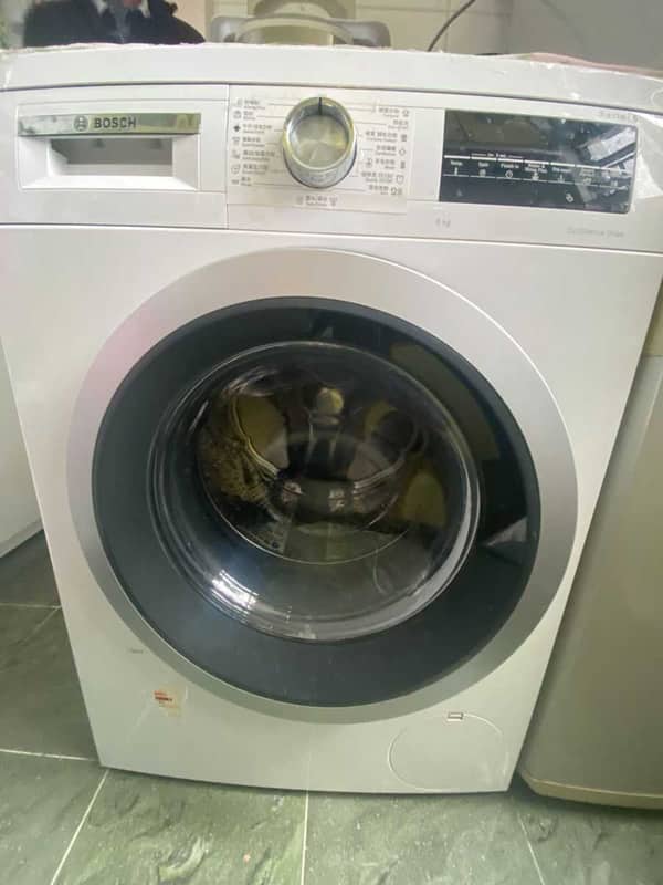現場逐步排查找出真因：這部 Bosch WUU系列洗衣機從避震器到入水濾網的修護過程 🌀