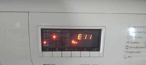 出現故障碼E11，不能轉動🛠️Siemens西門子前置式洗衣機 WD14D361HK/03