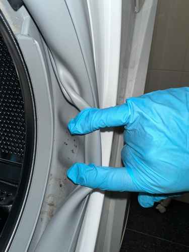 為新搬入租客清洗上手留下的洗衣機🧽Whirlpool惠而浦前置式洗衣機 AWG3800