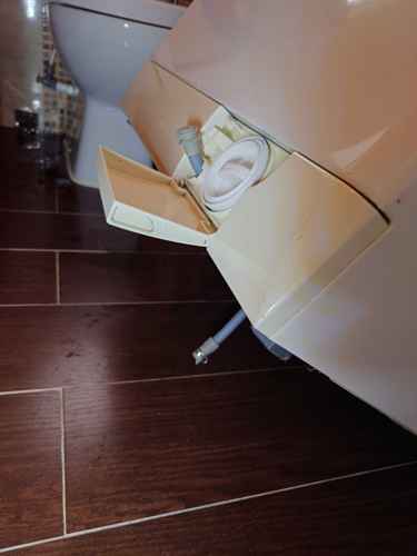 陪伴17年依舊堅守🏡這部Zanussi W1207洗衣機漏水後的小修故事