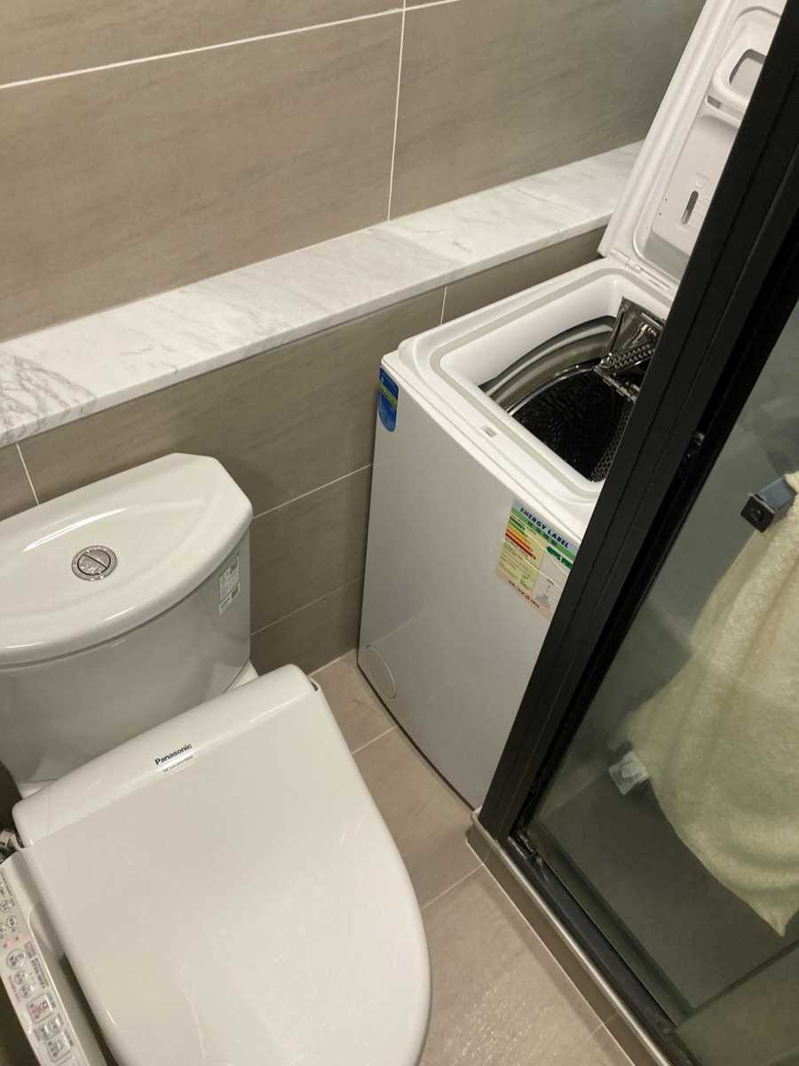 廁所「插針式位置」大挑戰：這部Indesit TIDW系列洗衣機無燈無反應，換上新電子板重獲生機 🧠